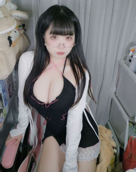 粉嫩aⅴ一区二区三区_剧情片超清免费观看