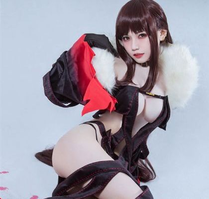 国产白皙女教师一区二区三区四区_高清手机免费观看完整